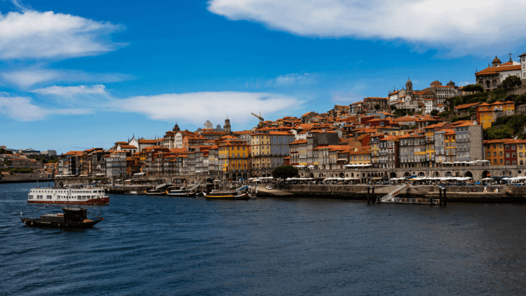 Dicas de Viagem para Mulheres que Viajam Sozinhas