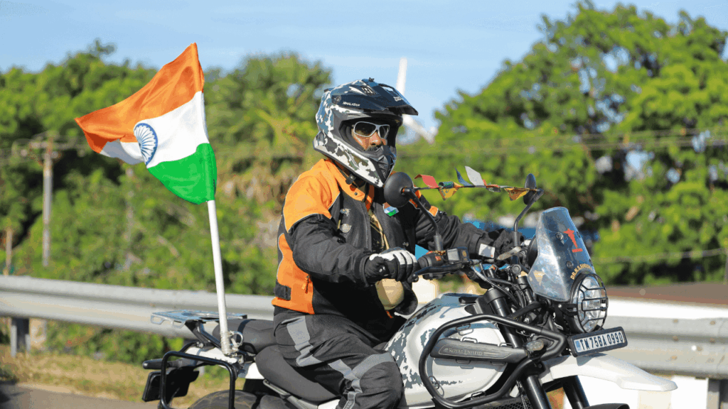 moto no Himalaia Indiano