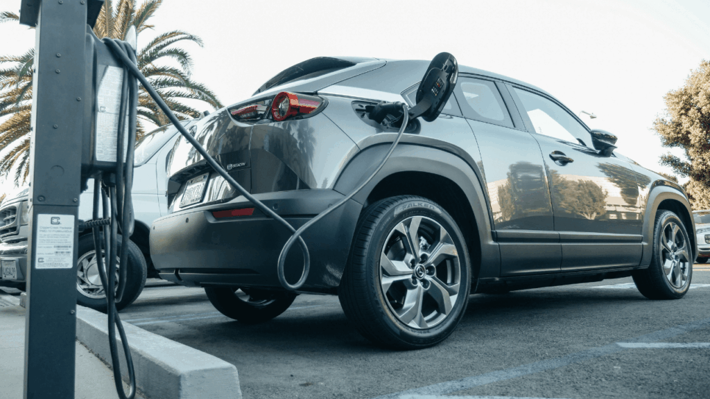 Viajar de carro elétrico pela Rota 66